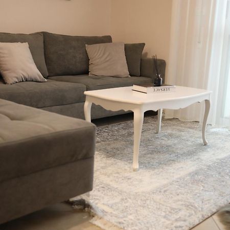 Apartment Amar Shkodër エクステリア 写真